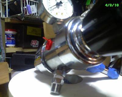 New harris specialty gas regulator HP702-125-590-d ( )