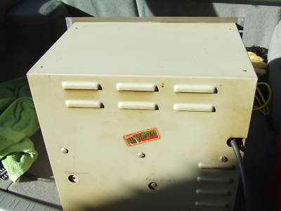 Vintage gates radio mo-2890 tube frequency monitor 
