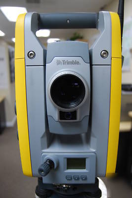 Trimble SPS700 robotic total station with trimble TSC2