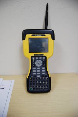 Trimble SPS700 robotic total station with trimble TSC2