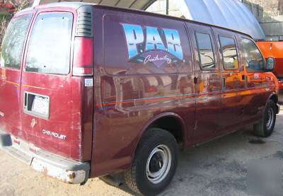 2000 chevy express 3500 cargo work moving van truck