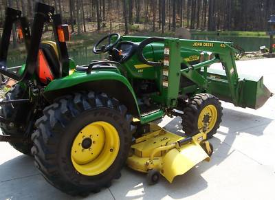 2001 john deere 4300 utility 4WDTRACTOR, loader & mower