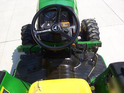 2001 john deere 4300 utility 4WDTRACTOR, loader & mower