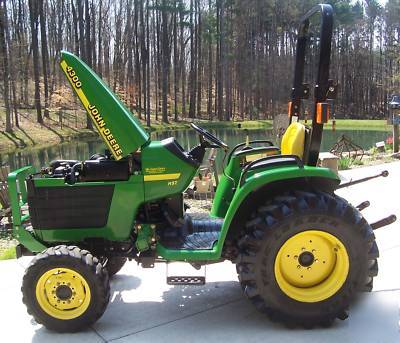 2001 john deere 4300 utility 4WDTRACTOR, loader & mower