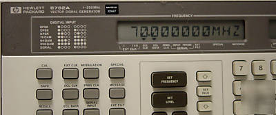 Hp 8782A vector signal generator 1-250 mhz