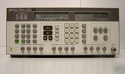 Hp 8782A vector signal generator 1-250 mhz