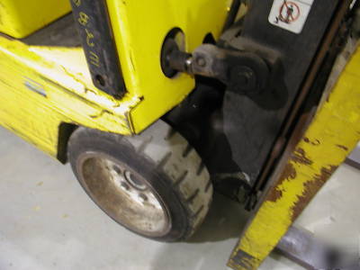 Clark TM12 3 wheel sitdown electric forklift lift 