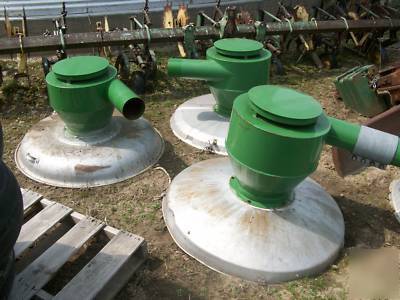 Sukup air grain tubs for grain bins with cyclone tops