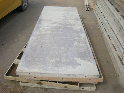 used aluminum concrete forms-1' cap smooth- 6/12