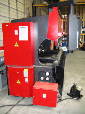 1990 amada 80 ton cnc press brake - 6' bed 