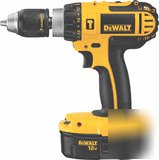 Dewalt compact 18V cordless hammer drill kit lightweigh