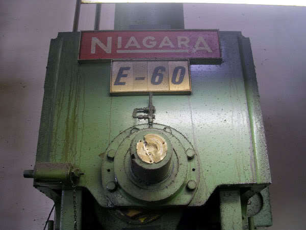 Niagara e-60 ton punch press
