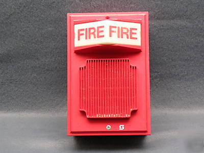 Simplex model #2902-9739 fire alarm w/stobe