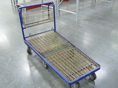 Commercial flatbed pushcart