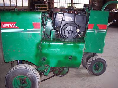 Greensaire 24 aerator