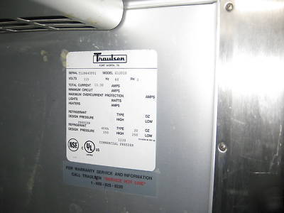 Traulsen reach-in freezer-ss-casters-one solid door