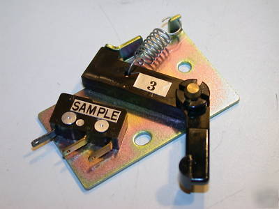 New 13 omron 5A basic switch ss-5T