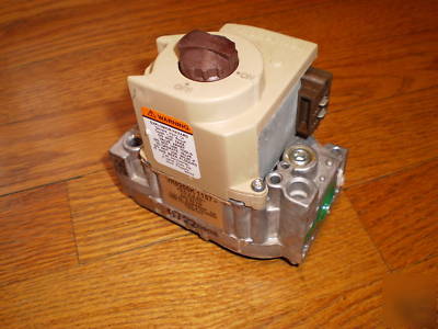 New honeywell 24 v hsi gas valve VR8205 fit many units
