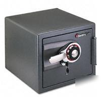Sentrysafe fire-safe combination personal safe - OS0401