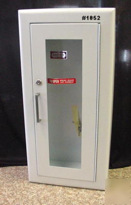 Fire extinguisher cabinet (semirecessed)