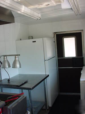 2008 custom 7.5 x 16 catering / concession trailer