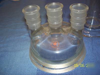 Ace 3 neck reaction flask head & pyrex cylinder & hooks