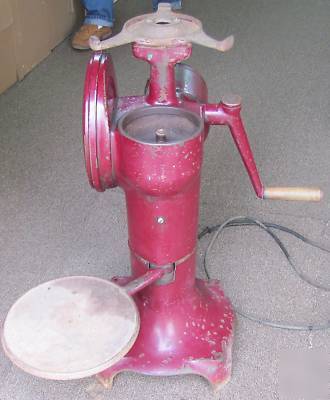 Vintage cream milk separator international harvester