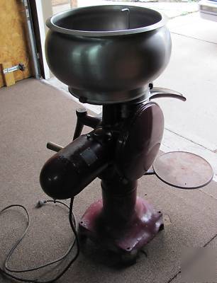Vintage cream milk separator international harvester