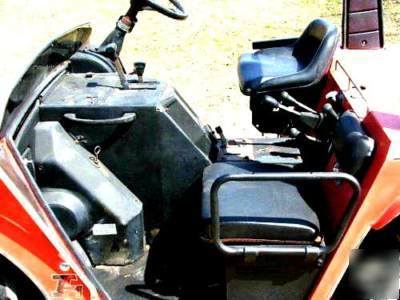 25 hp 4WD deisel power tractor with tree auger and..
