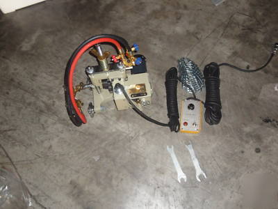 Auto picle motorized pipe beveling / cutting machine 