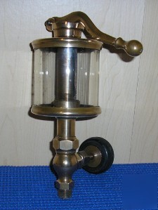 Lunkenheimer, alpha no. 5, swing top, gas engine oiler