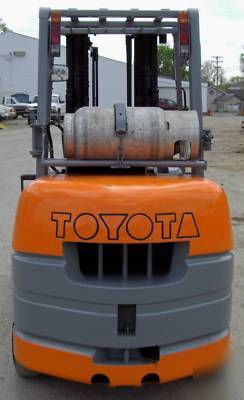 Toyota 6FGCU45 9,000#, cushion tired forklift, fork pos