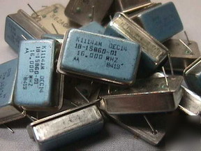 20 motorola K1114AM 16.000 mhz crystal oscillators