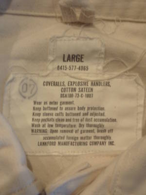 Coveralls â€“ white - large - explosiveshandlers -preown 