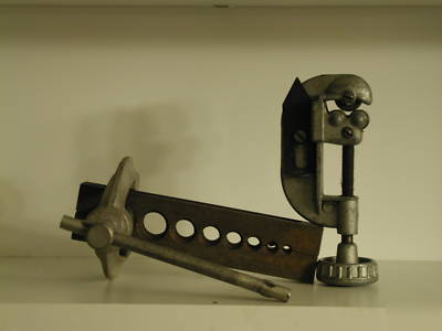 Small tubing cutter, flaring tool, pair - made in usa