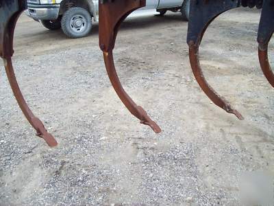 M & w 1860 earthmaster disk chisel v ripper plow
