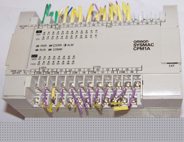 Omron CPM1A-40CDR-a programmable controller plc /24V