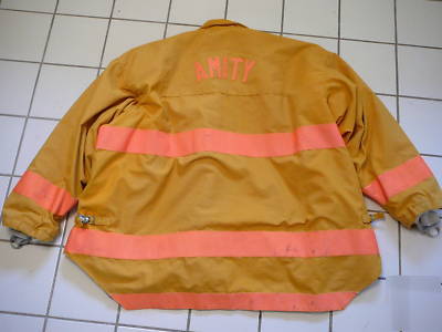 Yellow nomex turnout gear**68 coat 62 pants** nfpa