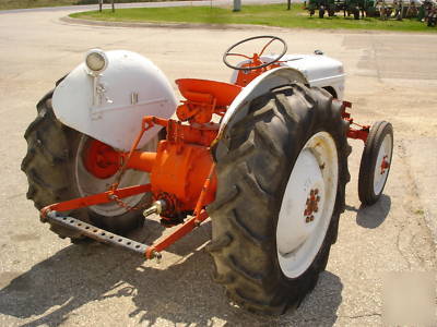 1949 ford 8N w/ extras 