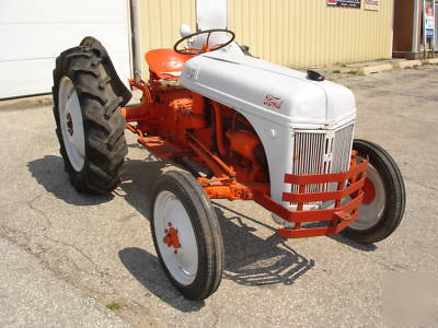 1949 ford 8N w/ extras 