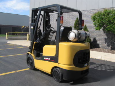 2002 caterpillar 5,000 lb lift truck forklift 5000 