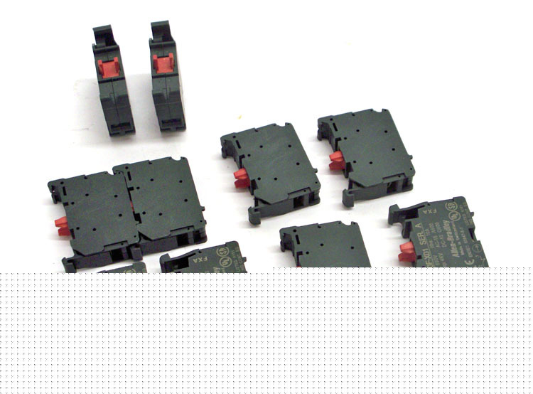 Lot 10 allen bradley 800FM-P3/P4 green/red pilot light