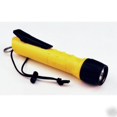 Underwater kinetics uk 300 firefighter flashlight