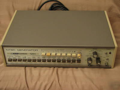 B & k 1251 ntsc color bar generator