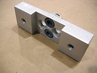 8020 t slot aluminum 25 s roller wheel bracket 25-2750