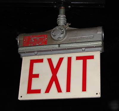 Crouse hinds explosion proof lighted exit light
