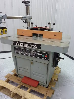 Delta invicta RS15 7.5HP shaper powerfeed video demo