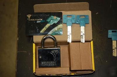 Mul-t-lock indoor/ outdoor padlock 5/16