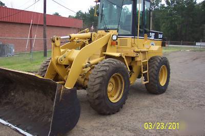 Caterpillar 924F rubber tire loader