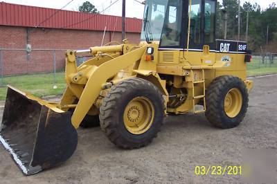 Caterpillar 924F rubber tire loader